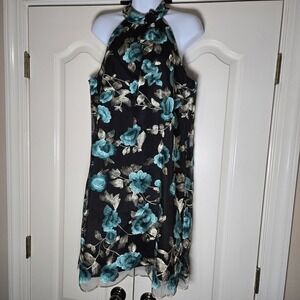 NWT Trina Turk‎ Dress Cian Floral Embroidered Scalloped Edge Lined Sheath Size 6